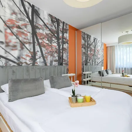 Comfortable With Air Conditioning And Balcony By Renters * Krakov